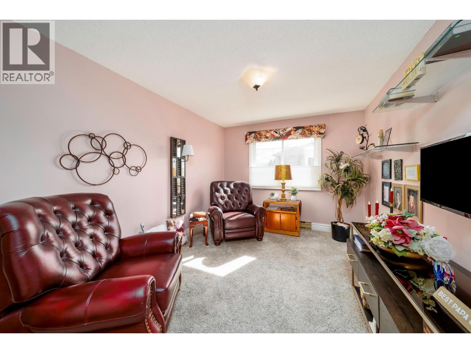 115 1035 Bernard Avenue, Kelowna