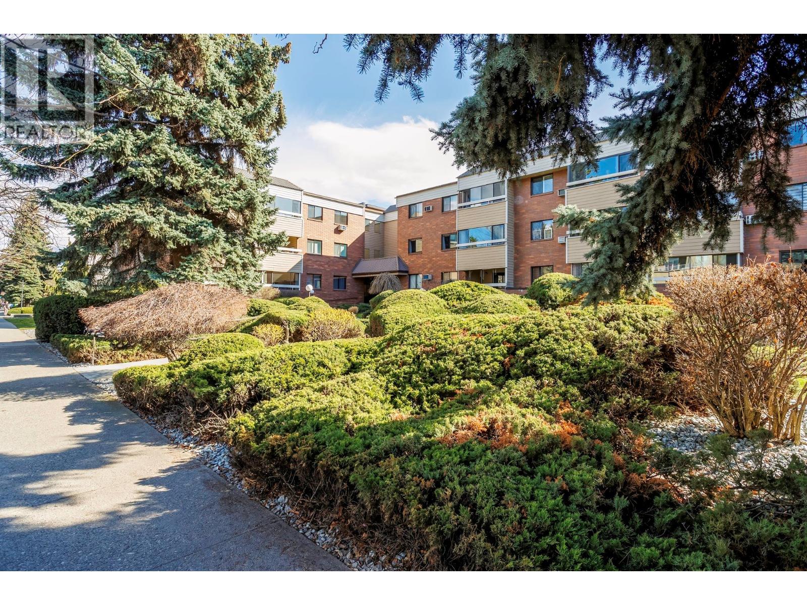 115 1035 Bernard Avenue, Kelowna