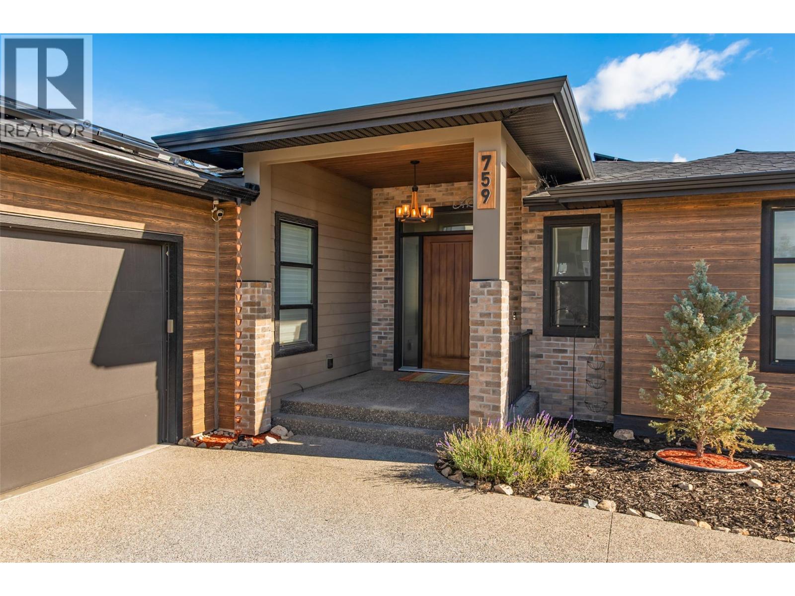 759 Carnoustie Drive, Kelowna