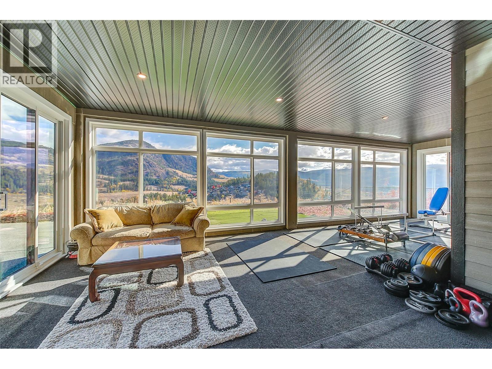 759 Carnoustie Drive, Kelowna