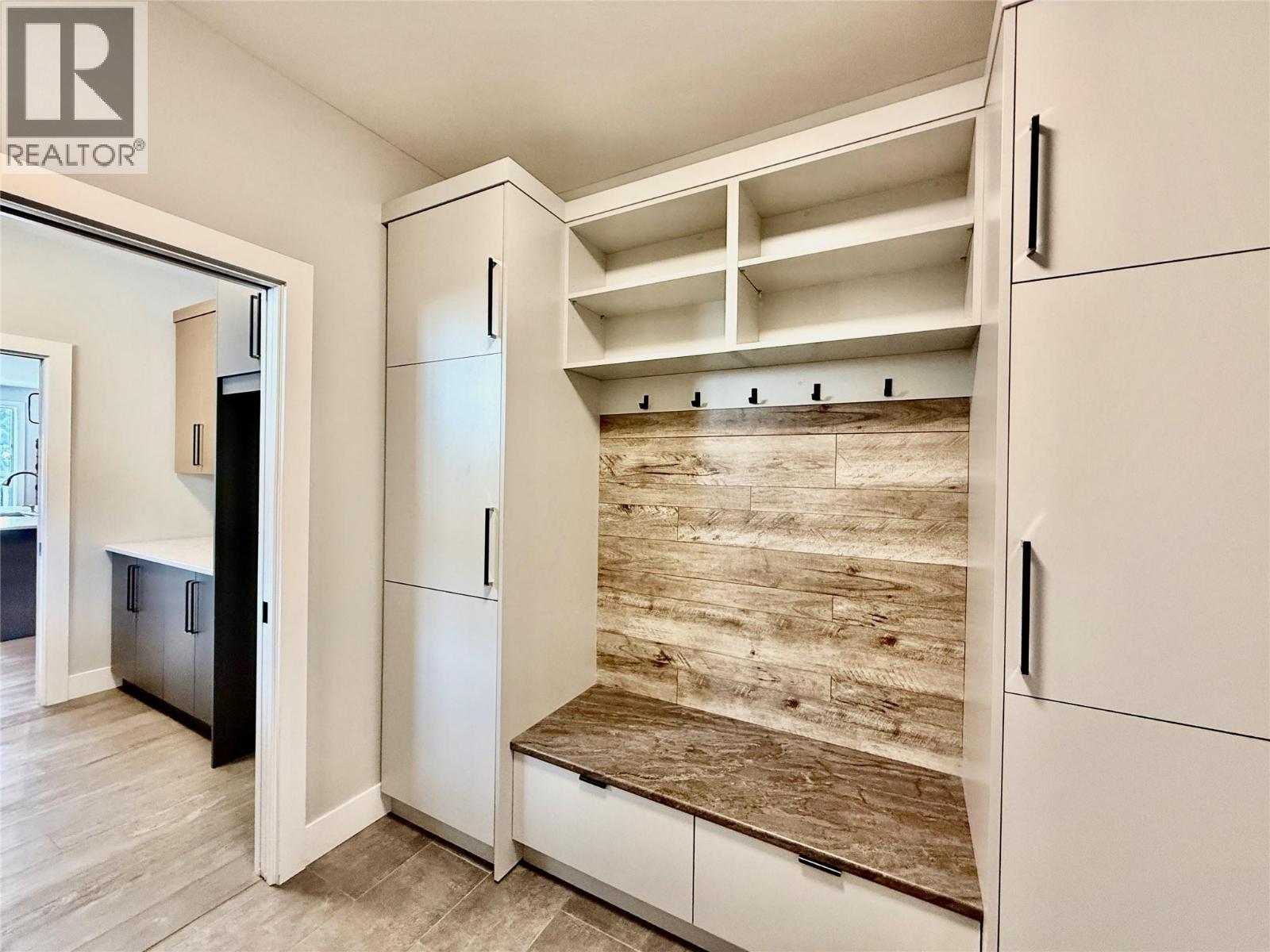 759 Carnoustie Drive, Kelowna