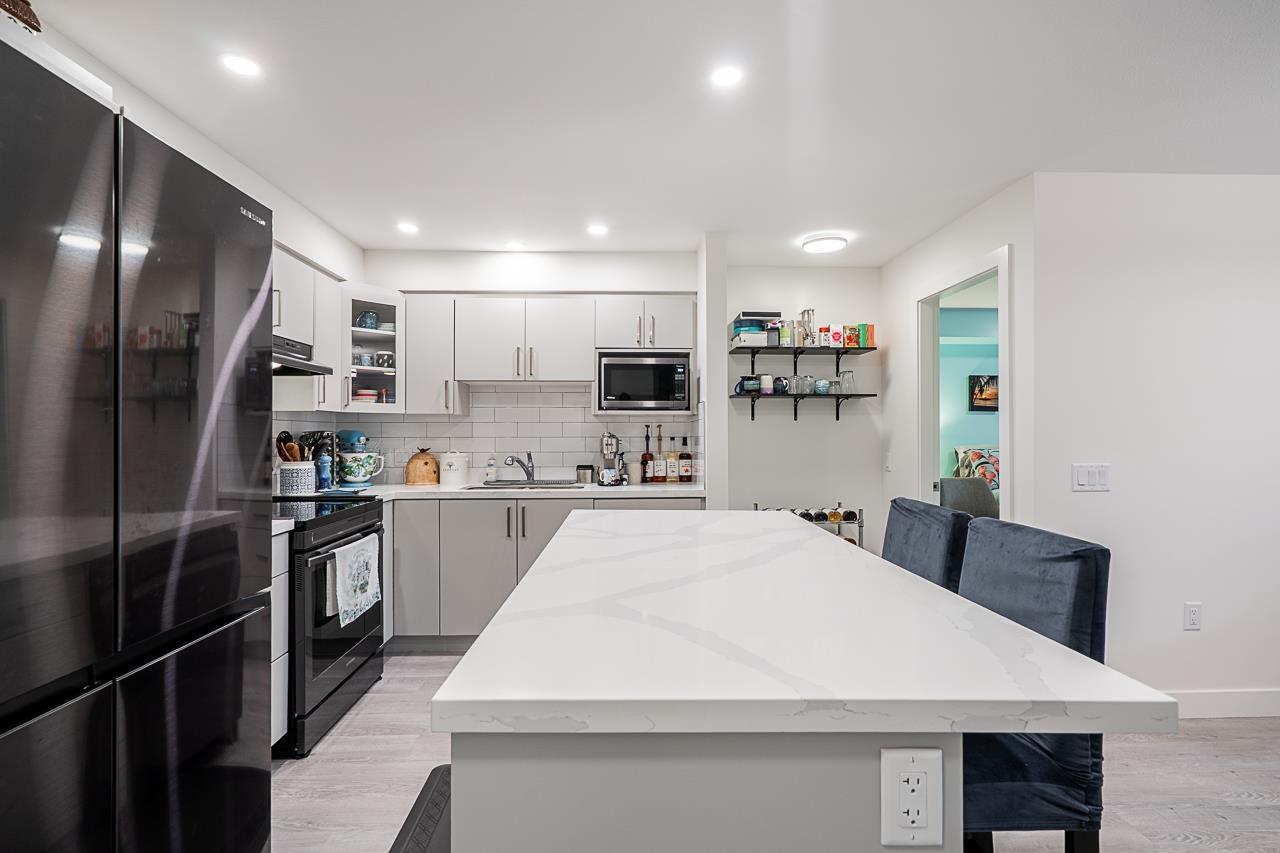 202 19730 56 Avenue - photo 2