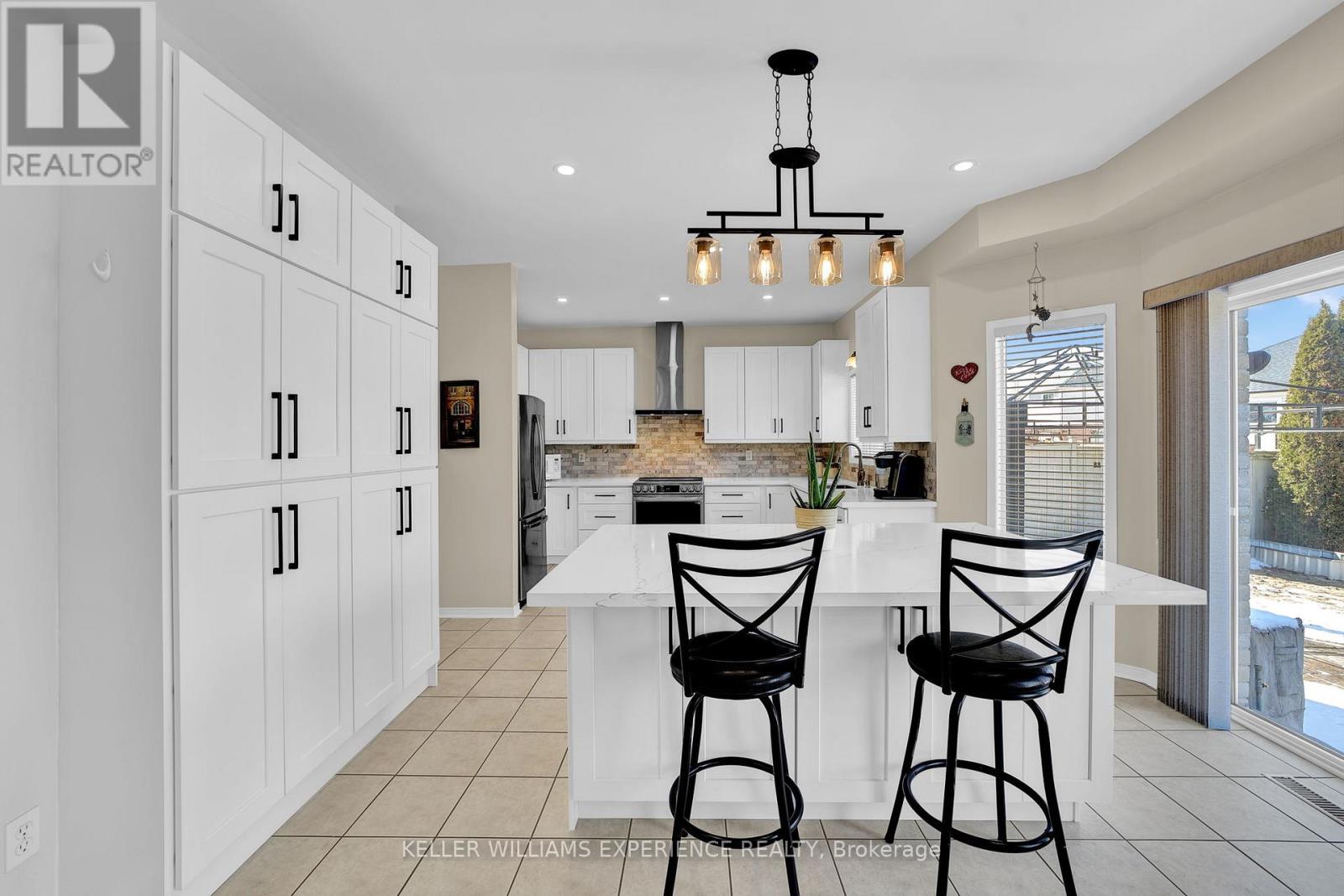 4 GOLD PARK GATE - 11