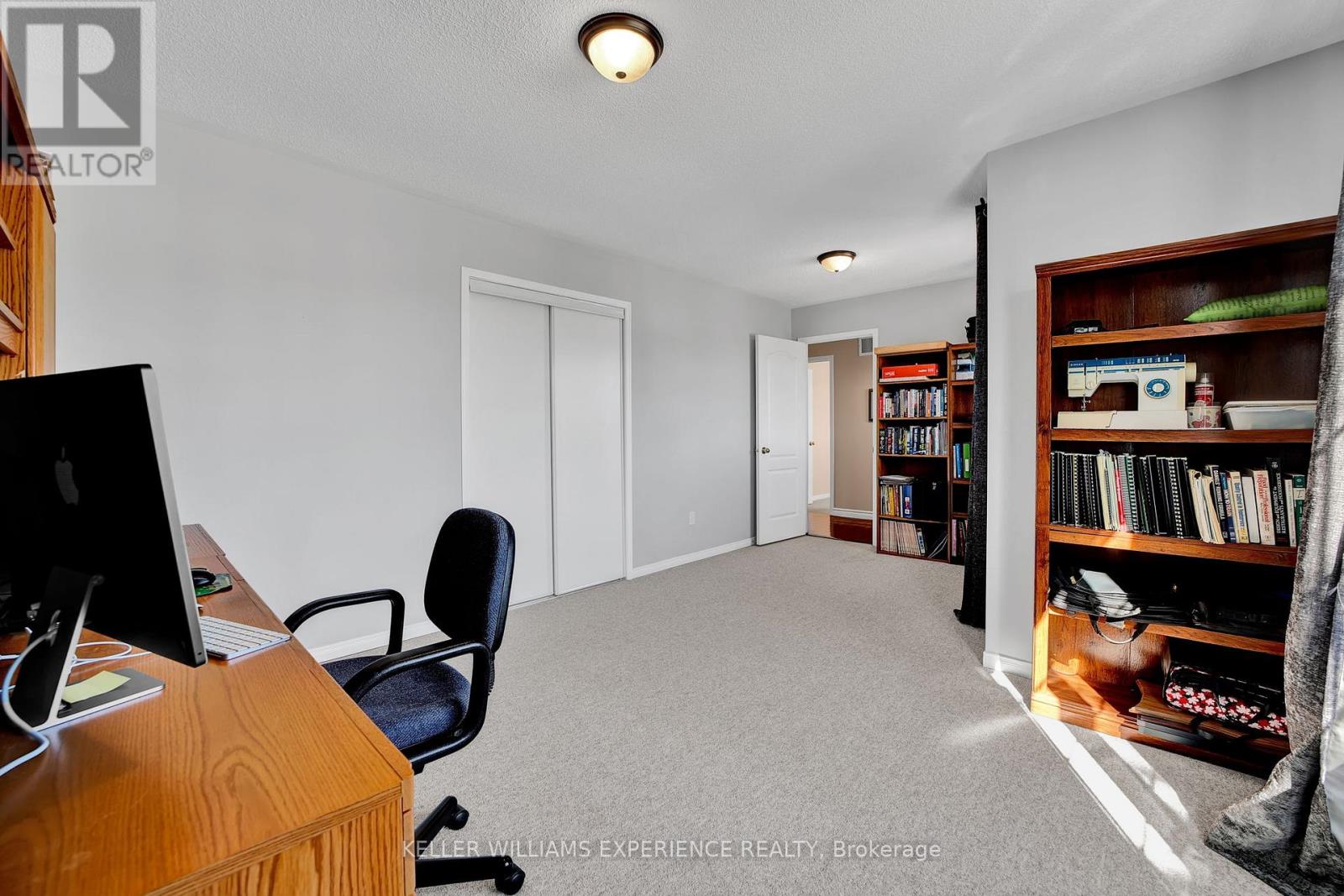 4 GOLD PARK GATE - 15