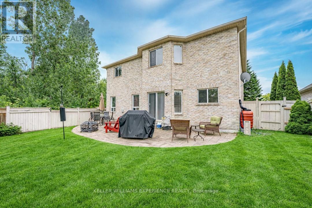 4 GOLD PARK GATE - 32