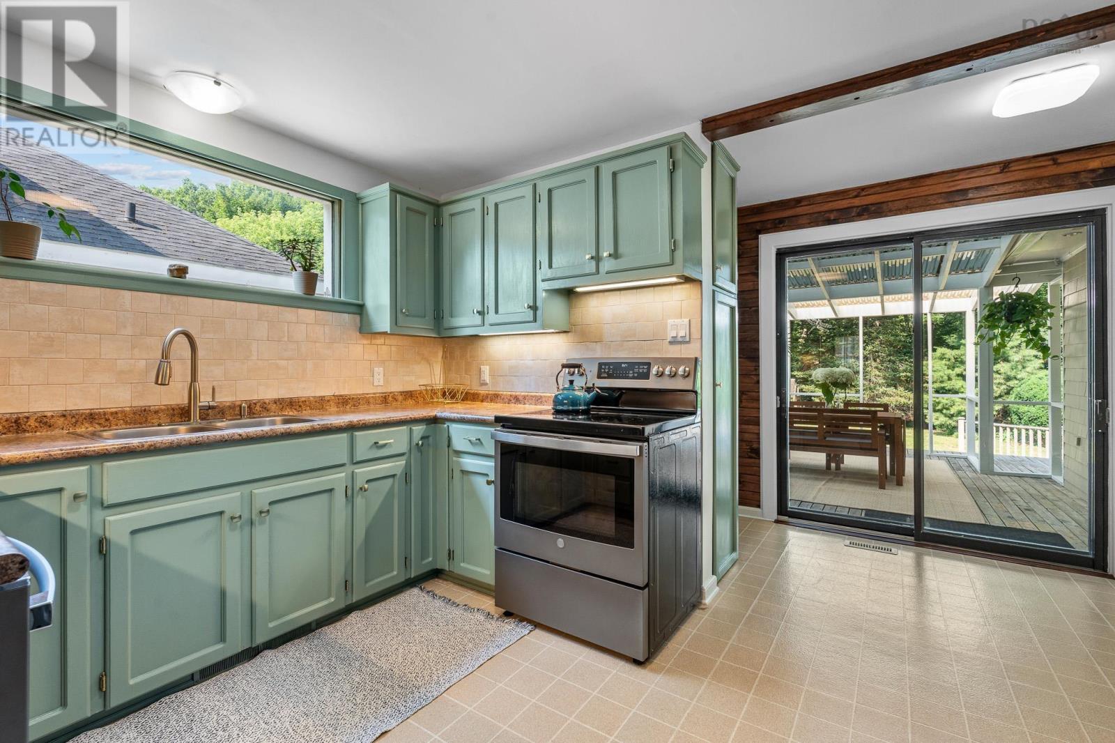 Property 1 of 40 of 22 Caldwell Avenue