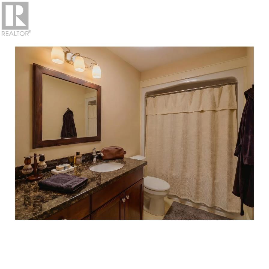 320B Queen Street - 12