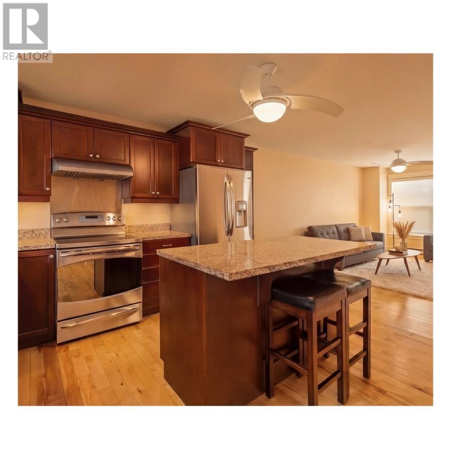 320B Queen Street - 3