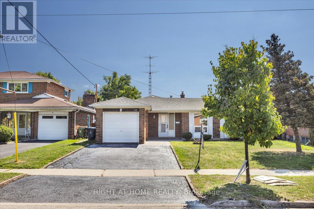 27 VILLATA GARDENS - 2