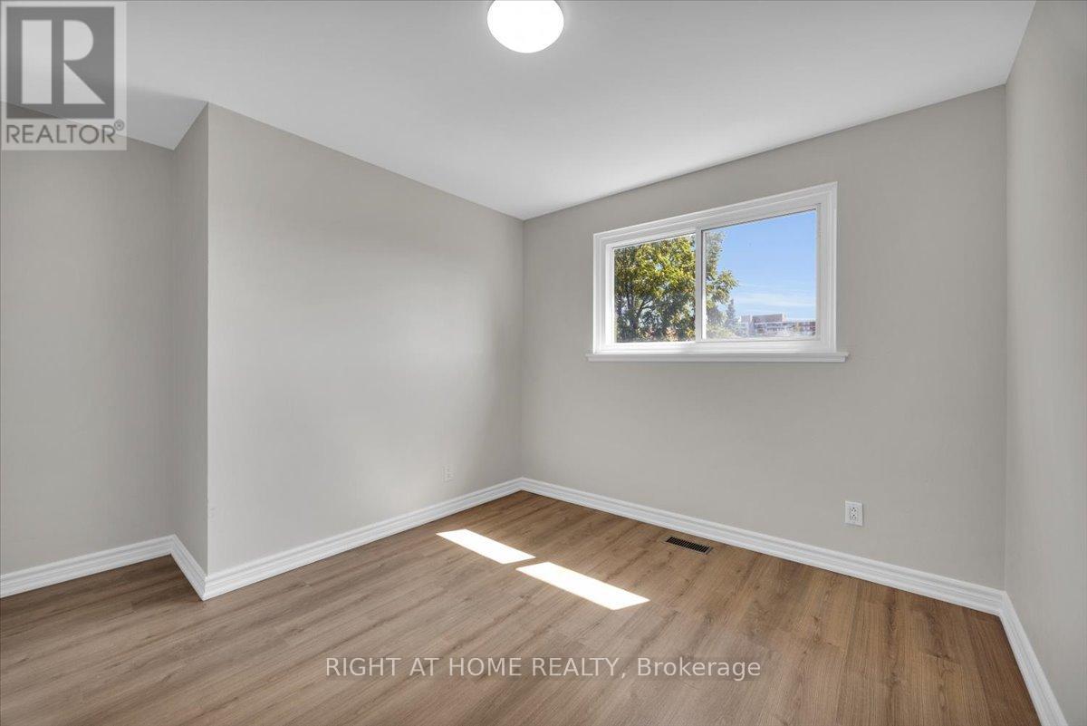 27 VILLATA GARDENS - 24