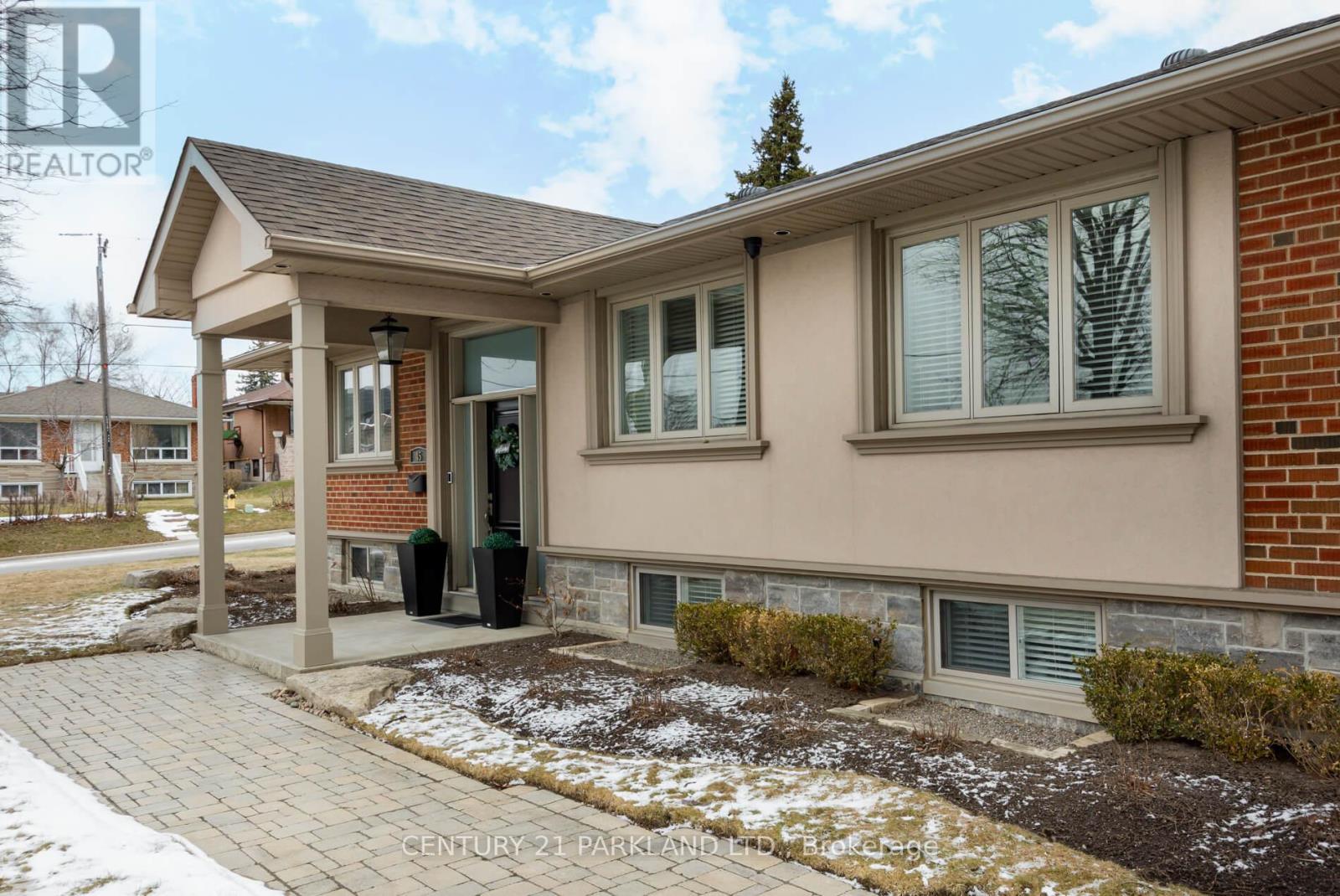45 DEEVALE ROAD - 2