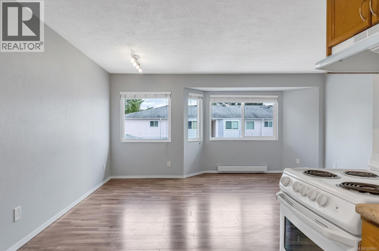 #209 2524 LEWIS ST - 14