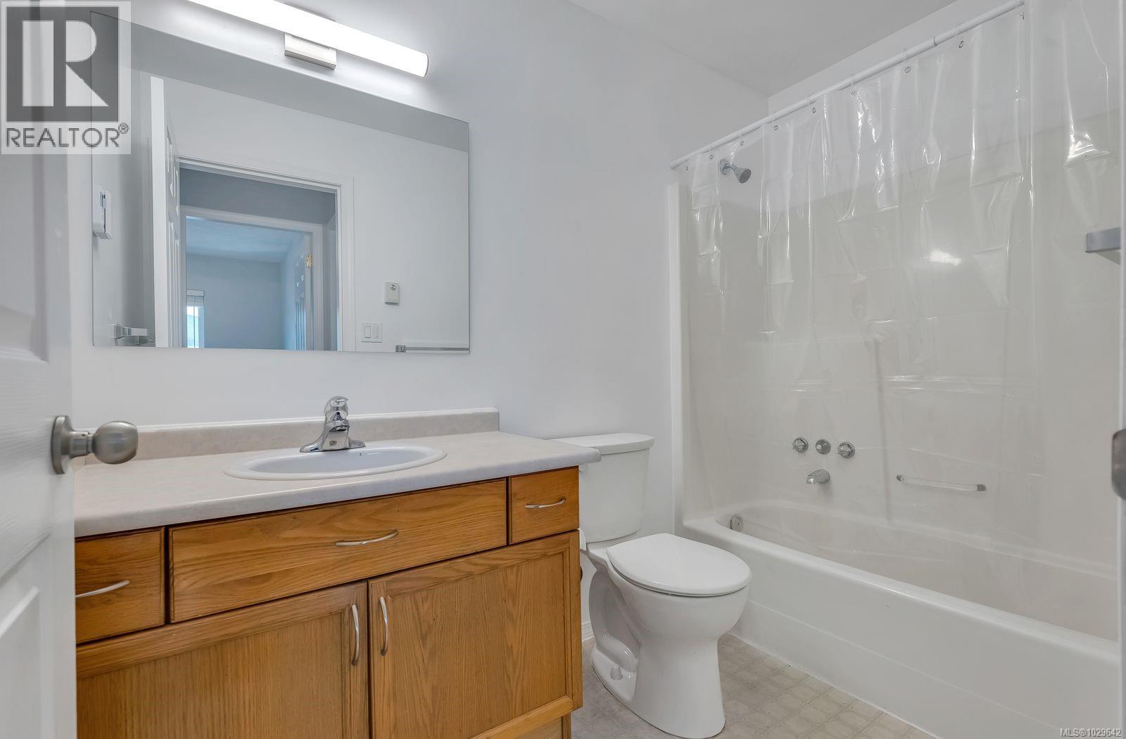 #209 2524 LEWIS ST - 20