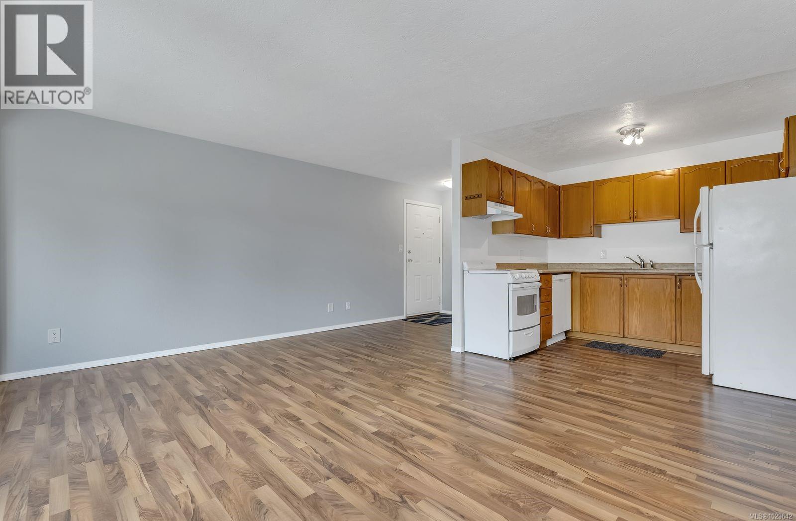 #209 2524 LEWIS ST - 9