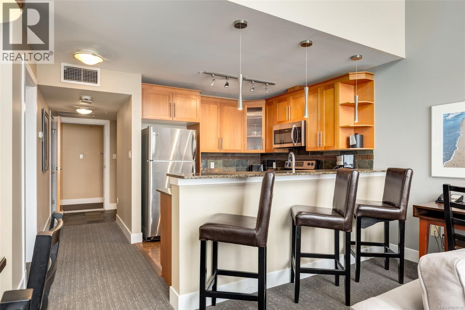 #908 181 Beachside Dr - 5