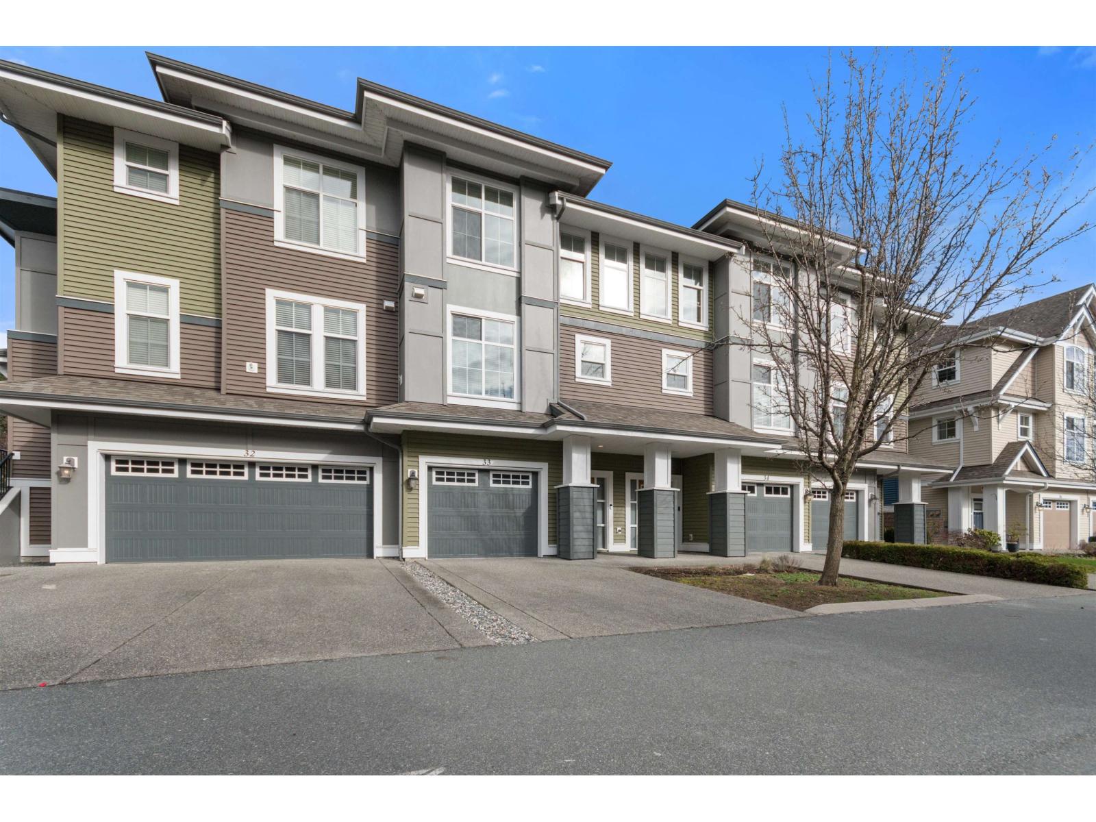 33 5469 CHINOOK Street - main photo