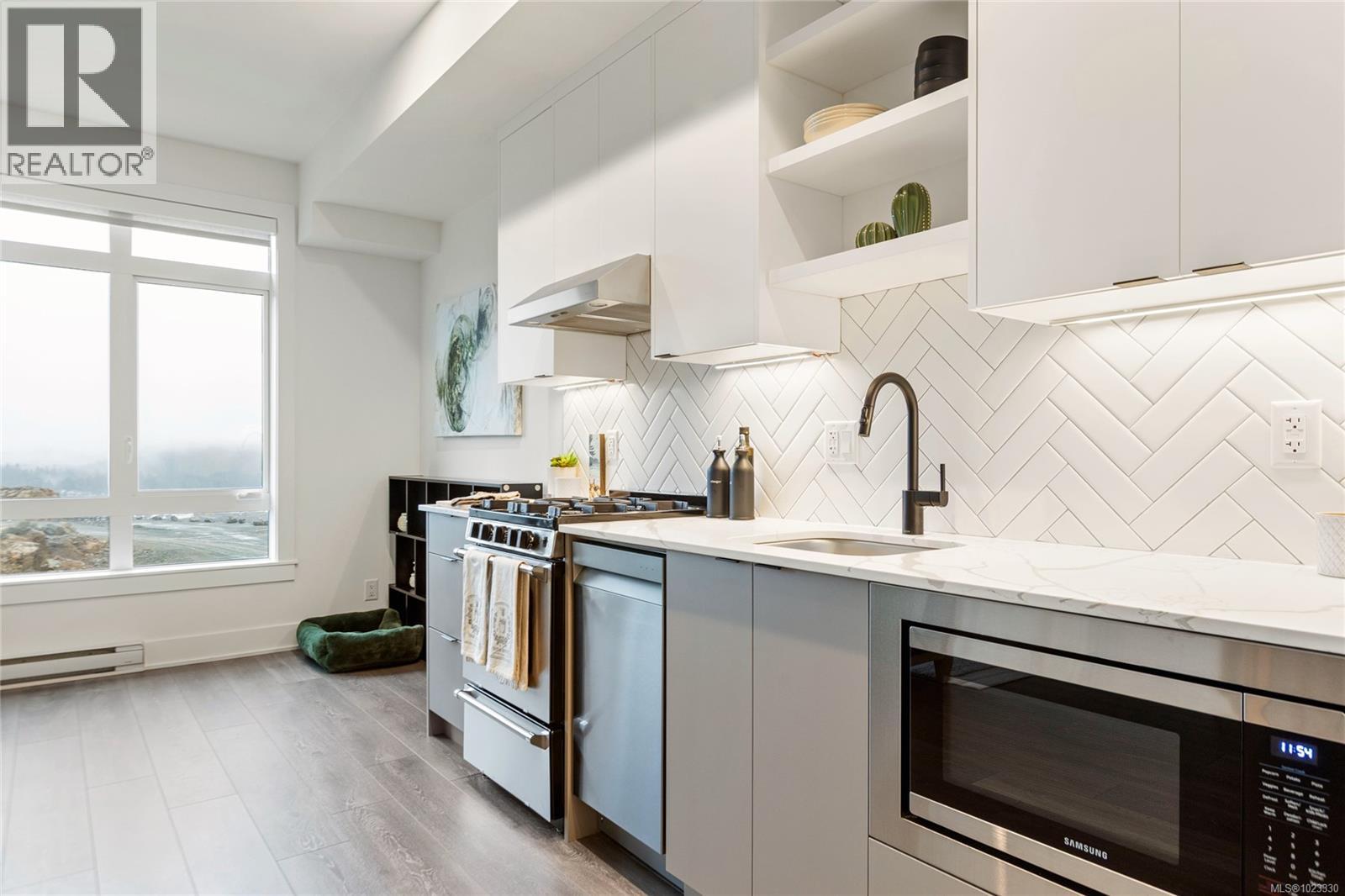 403 1114 Samar Crescent, Langford