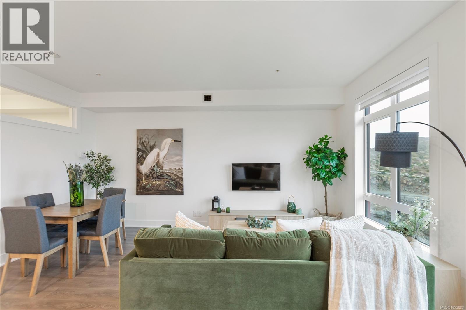 205 1114 Samar Crescent, Langford