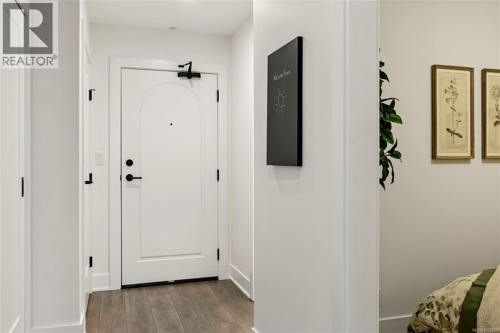 205 1114 Samar Crescent, Langford