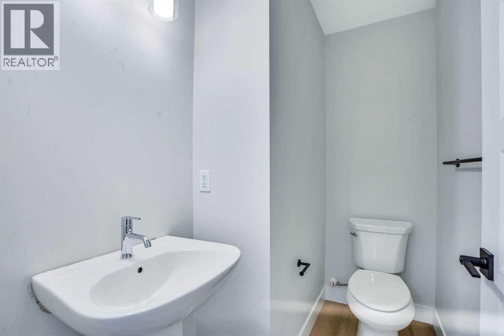 Single Family House for Sale in   st Avenue NW West Hillhurst Calgary 