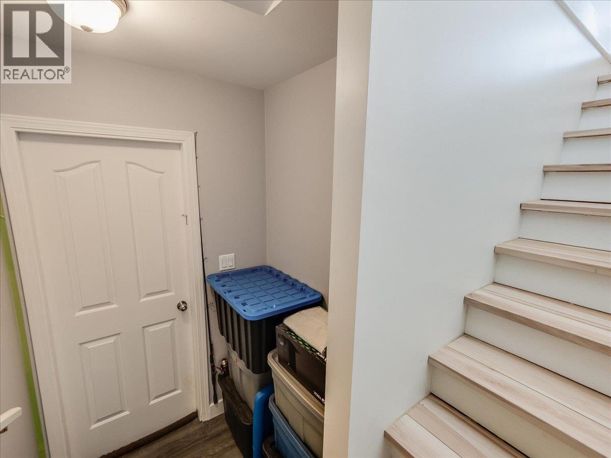 2421 12th Avenue, Castlegar