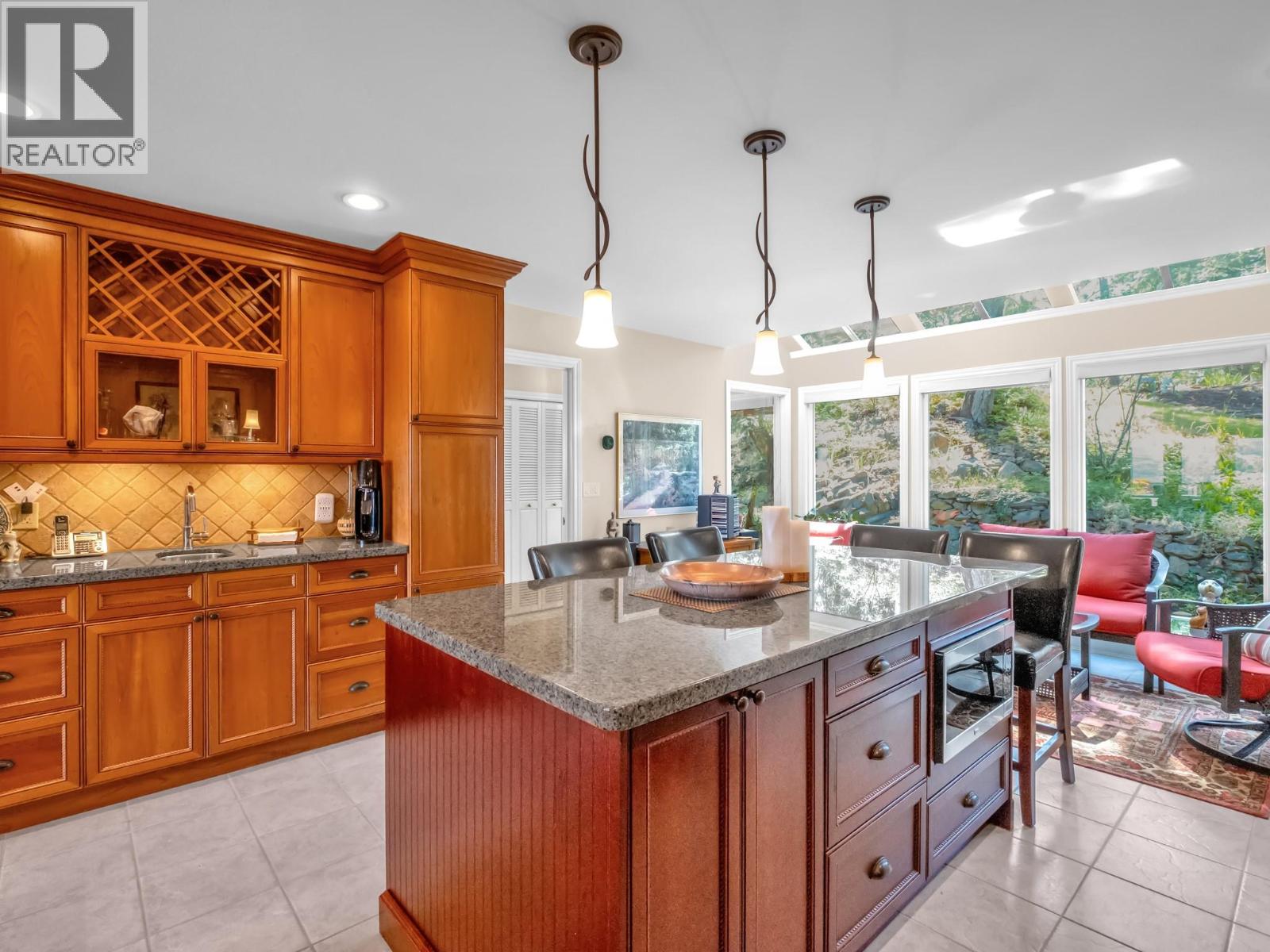 1776 Keloka Drive, West Kelowna