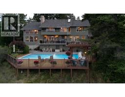  1776 Keloka Drive, West Kelowna