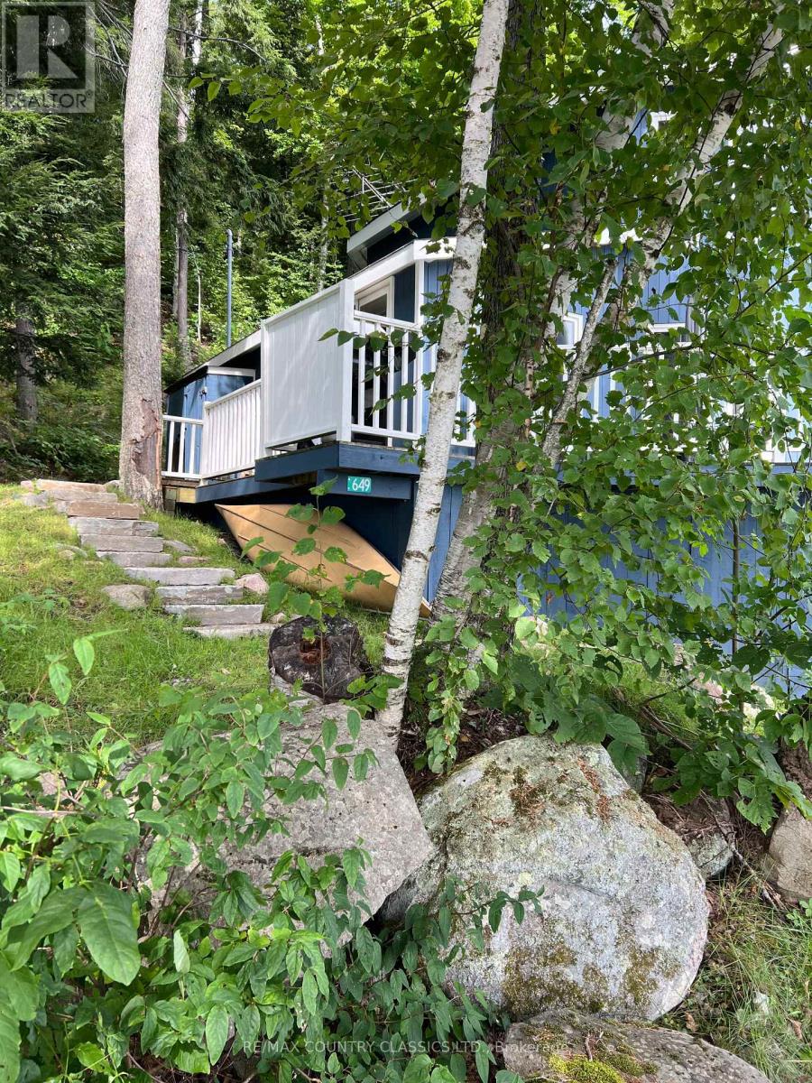 649 ANST LAKE WAO, North Kawartha, Ontario, K0L1A0 — Photo 38