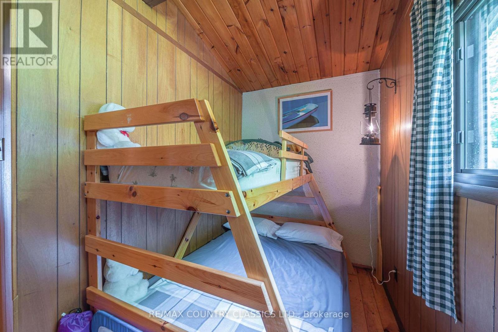 217 MOFFAT ROAD - 32