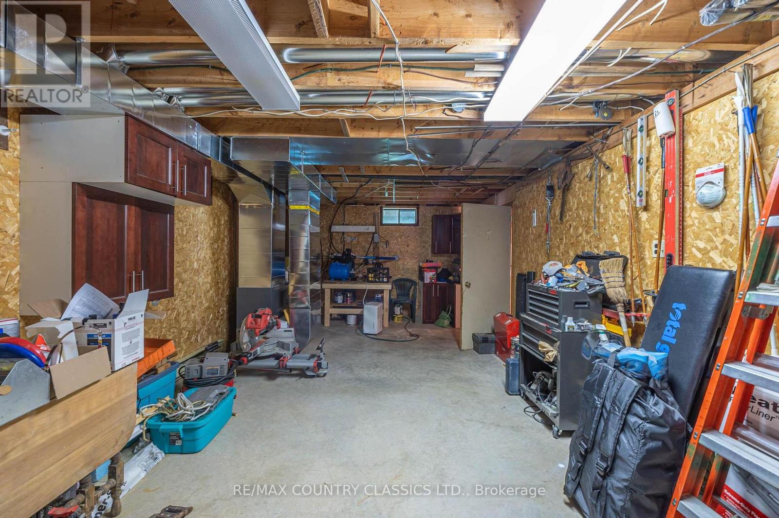 217 MOFFAT ROAD - 43