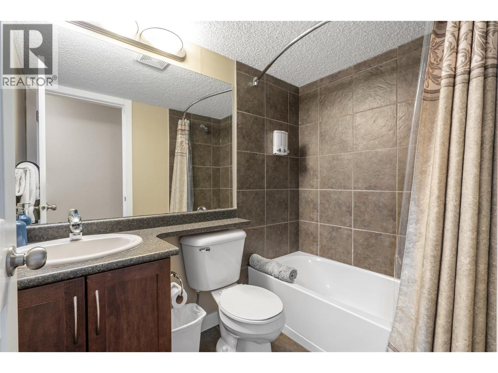205 THIRD Avenue Unit# 1102, Invermere