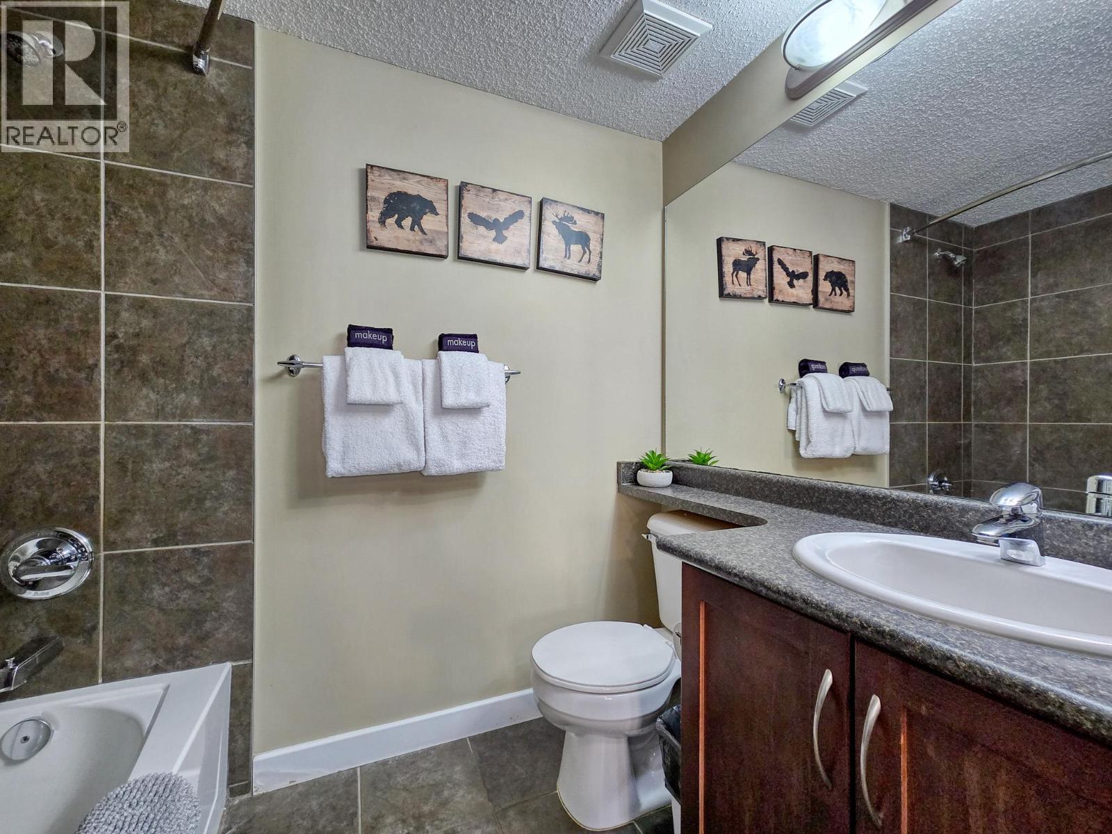 205 THIRD Avenue Unit# 1102, Invermere