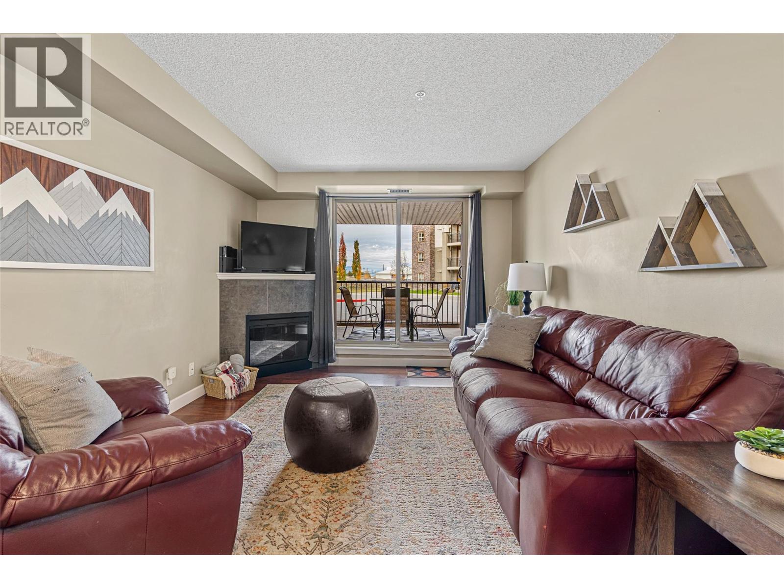 #1102 205 THIRD Avenue - 3