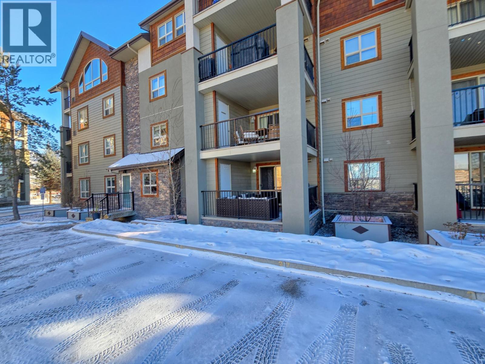 205 THIRD Avenue Unit# 1102, Invermere