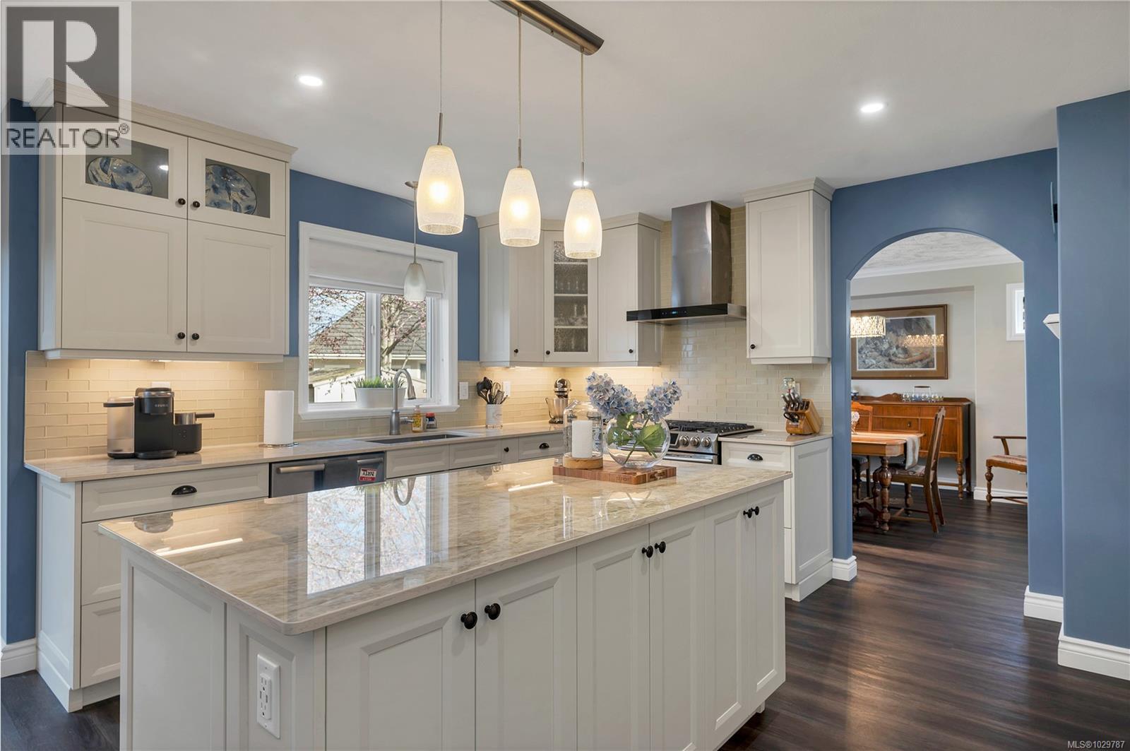 2404 IDIENS WAY - 18