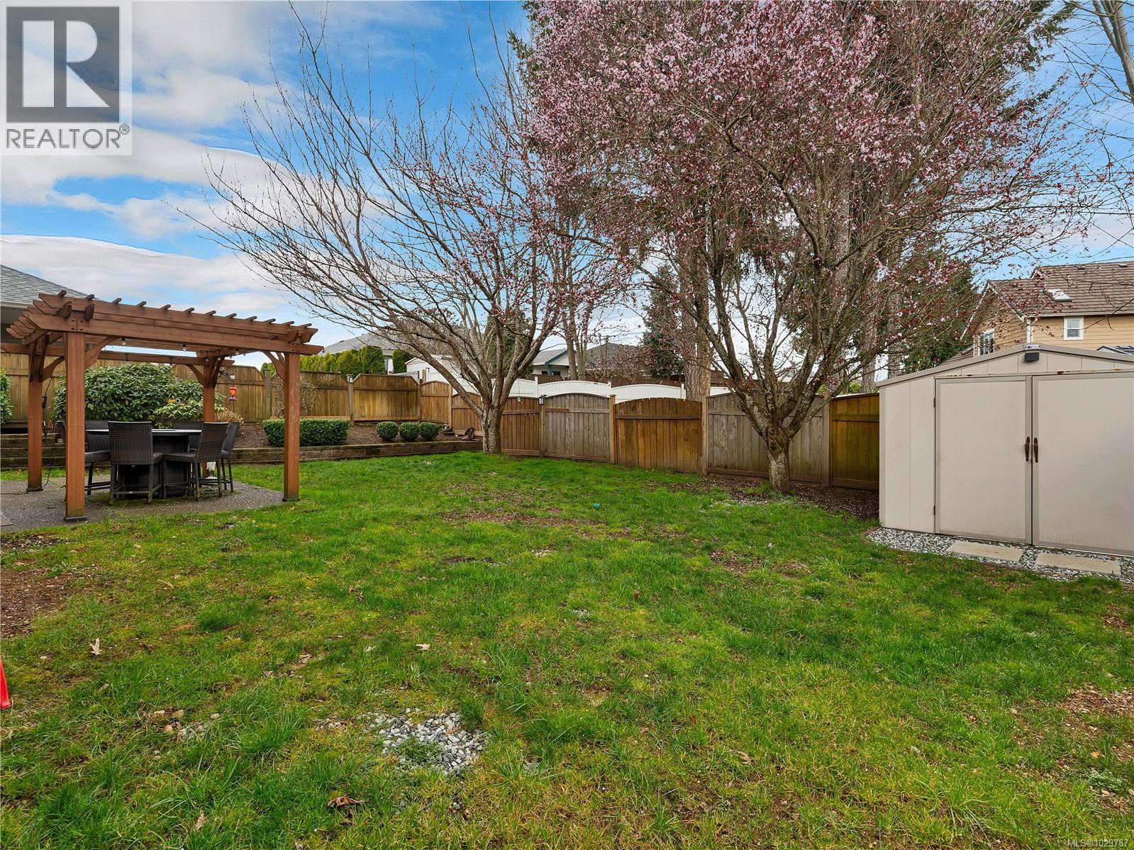 2404 Idiens Way - 52