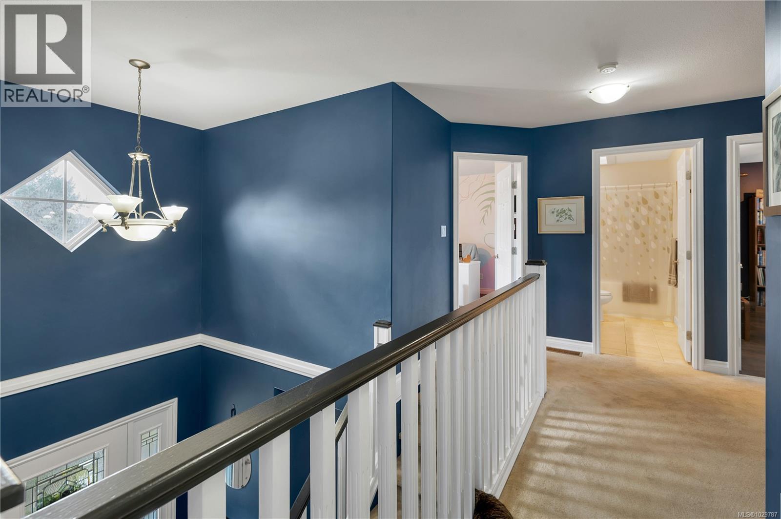 2404 Idiens Way - 42