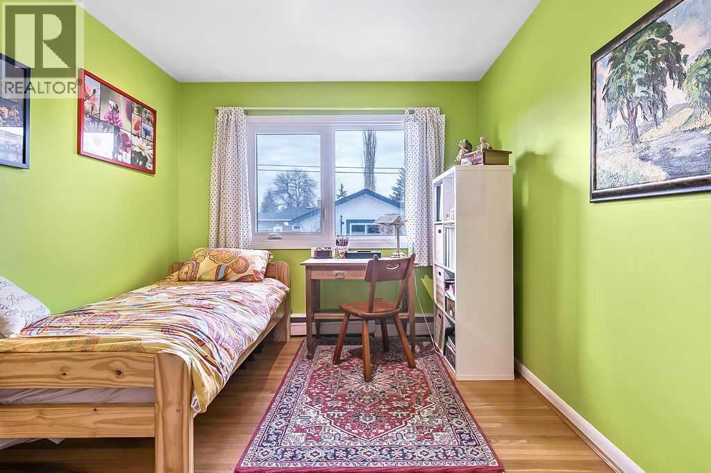 Single Family House Bungalow for Sale in   Avenue SW Kingsland Calgary 