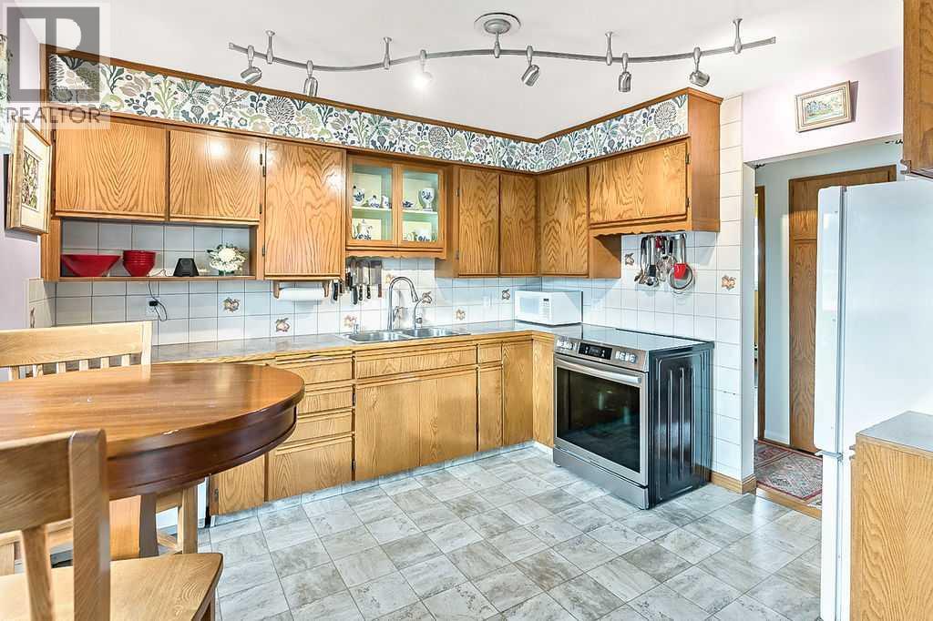 Single Family House Bungalow for Sale in   Avenue SW Kingsland Calgary 