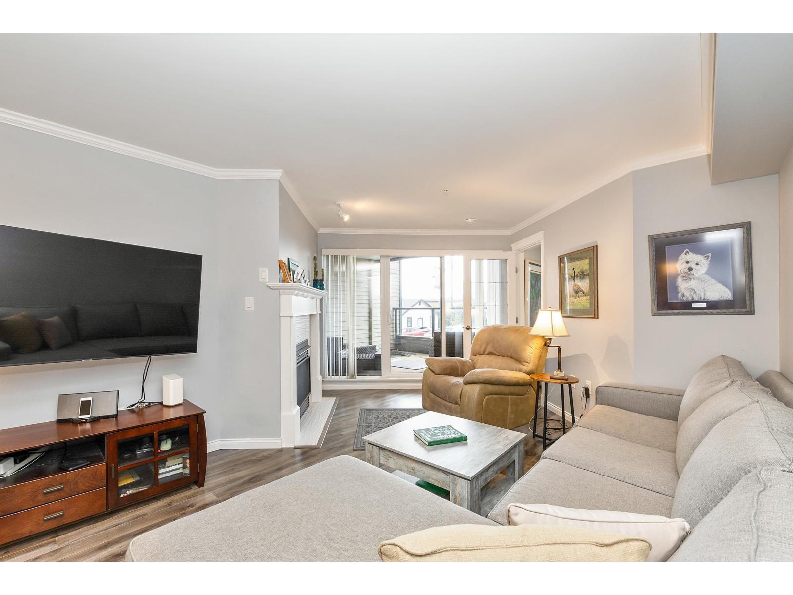 211 15210 PACIFIC AVENUE, White Rock