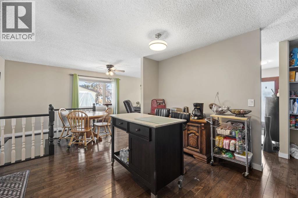 Single Family House Bungalow for Sale in  Olympia Drive SE Ogden Calgary 