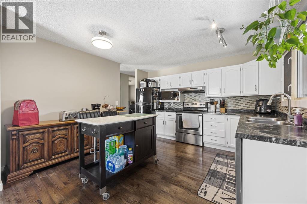 Single Family House Bungalow for Sale in  Olympia Drive SE Ogden Calgary 