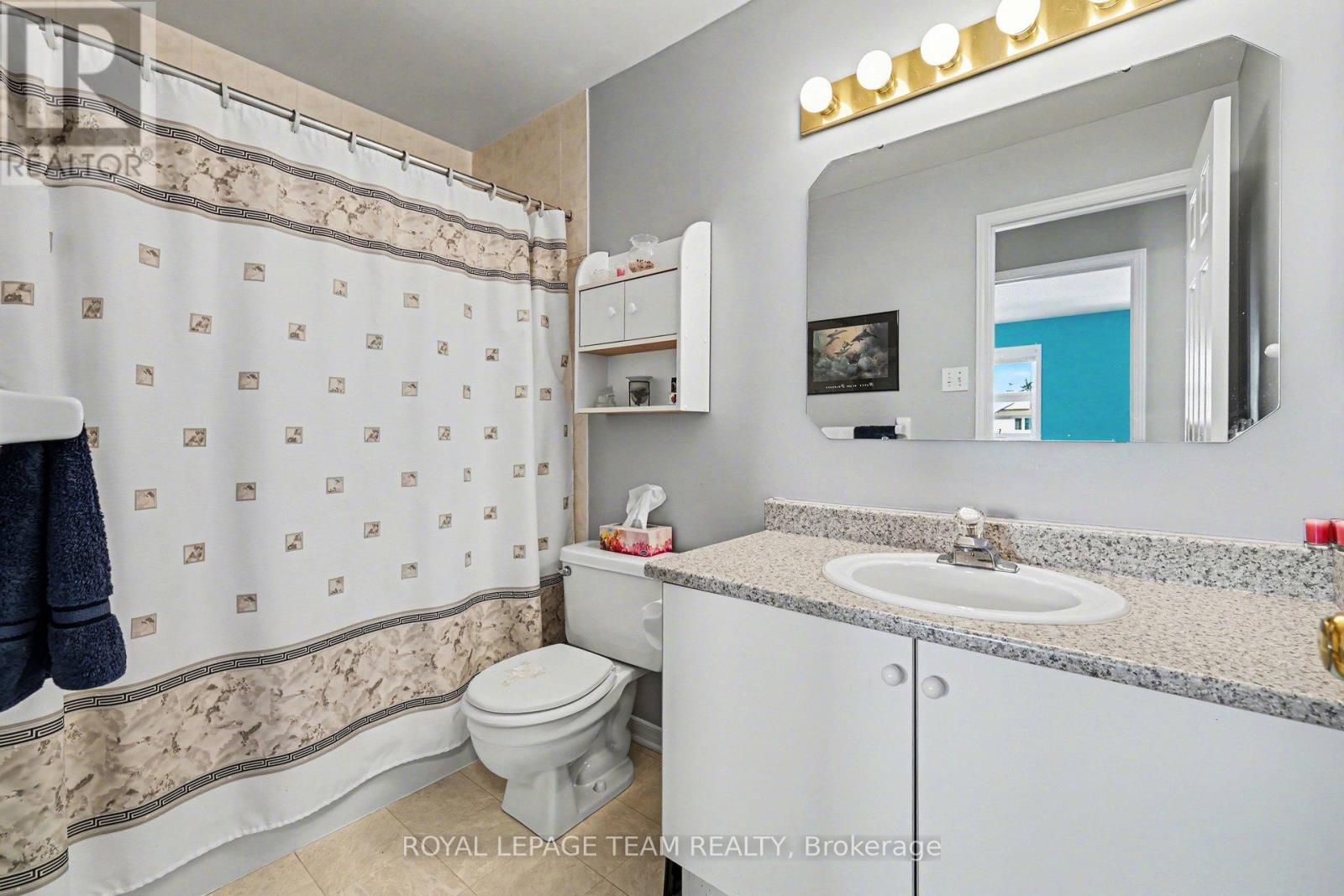 90 MORESBY DRIVE - 25