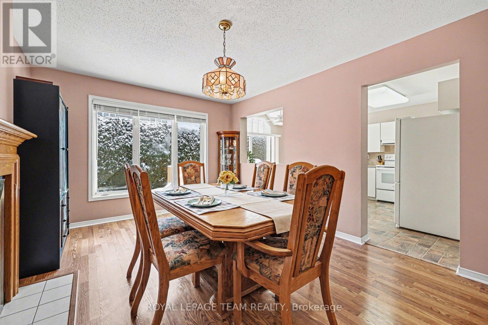 90 MORESBY DRIVE - 8
