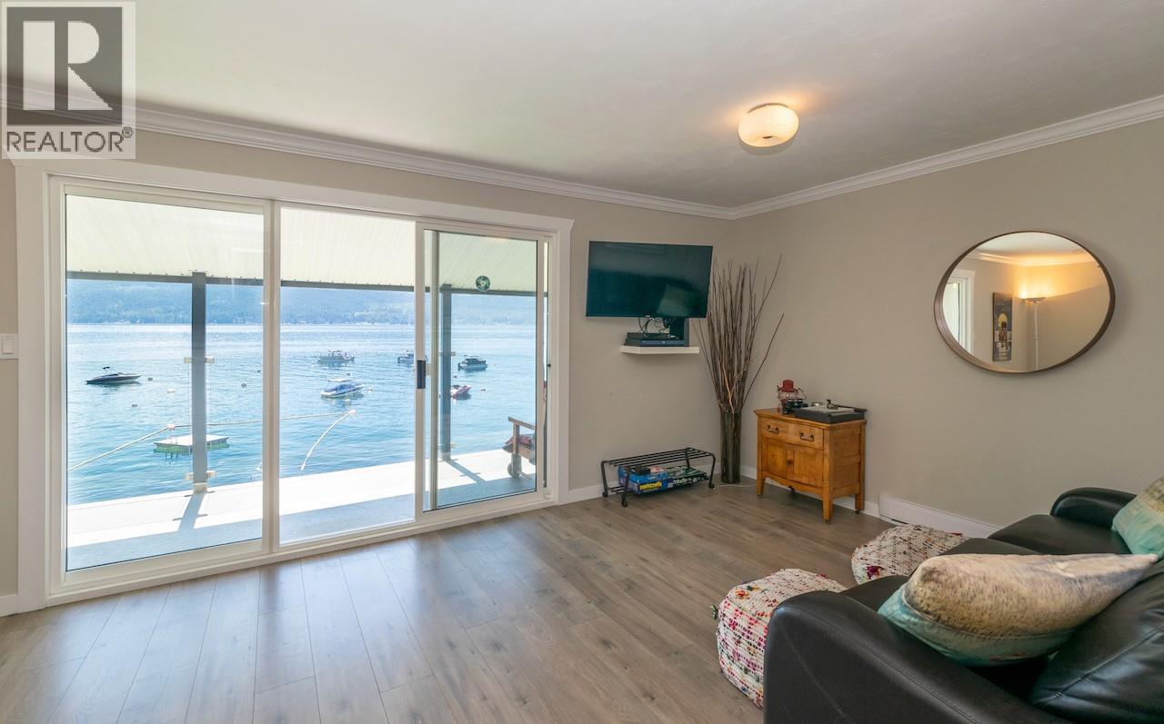 7732 Squilax-Anglemont Road Unit# 16, Anglemont