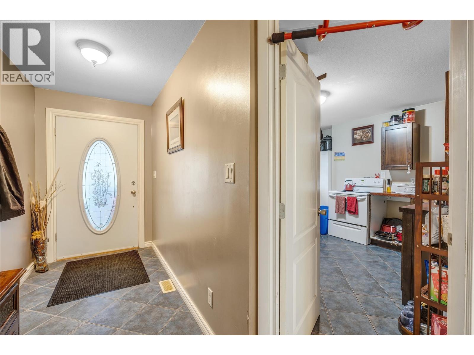 15902 Prairie Valley Road, Summerland