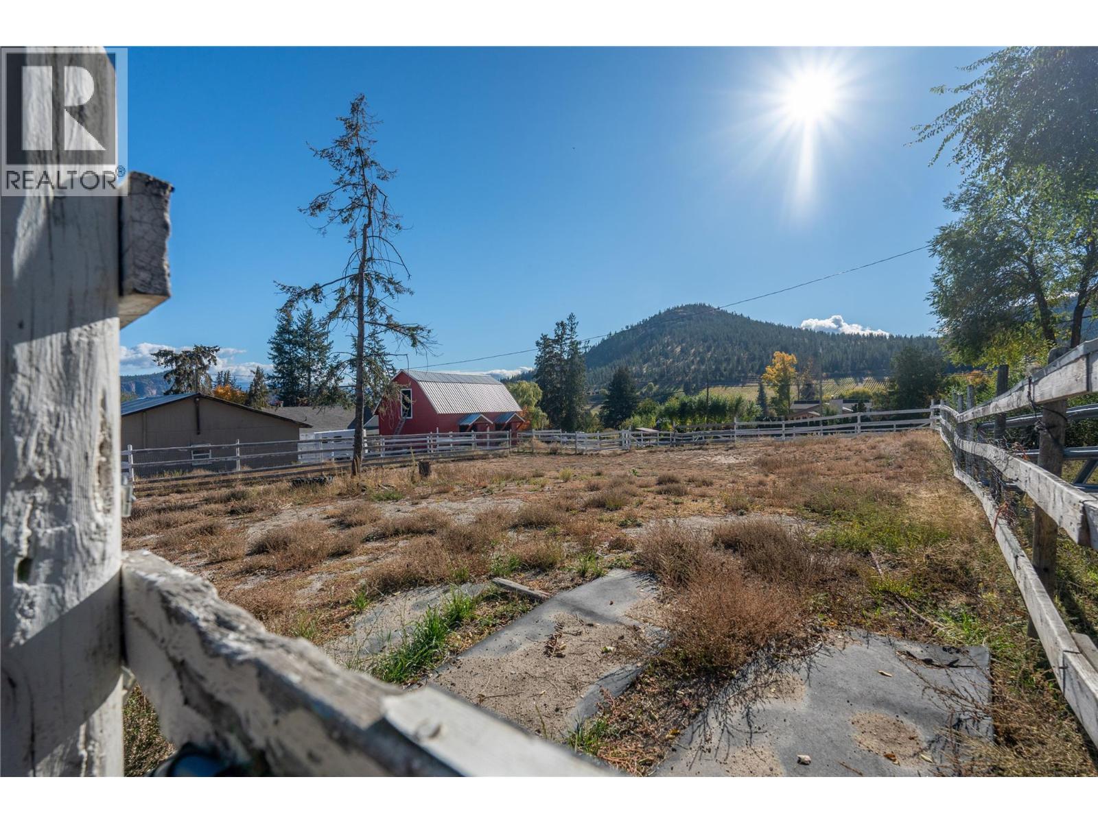 15902 Prairie Valley Road, Summerland