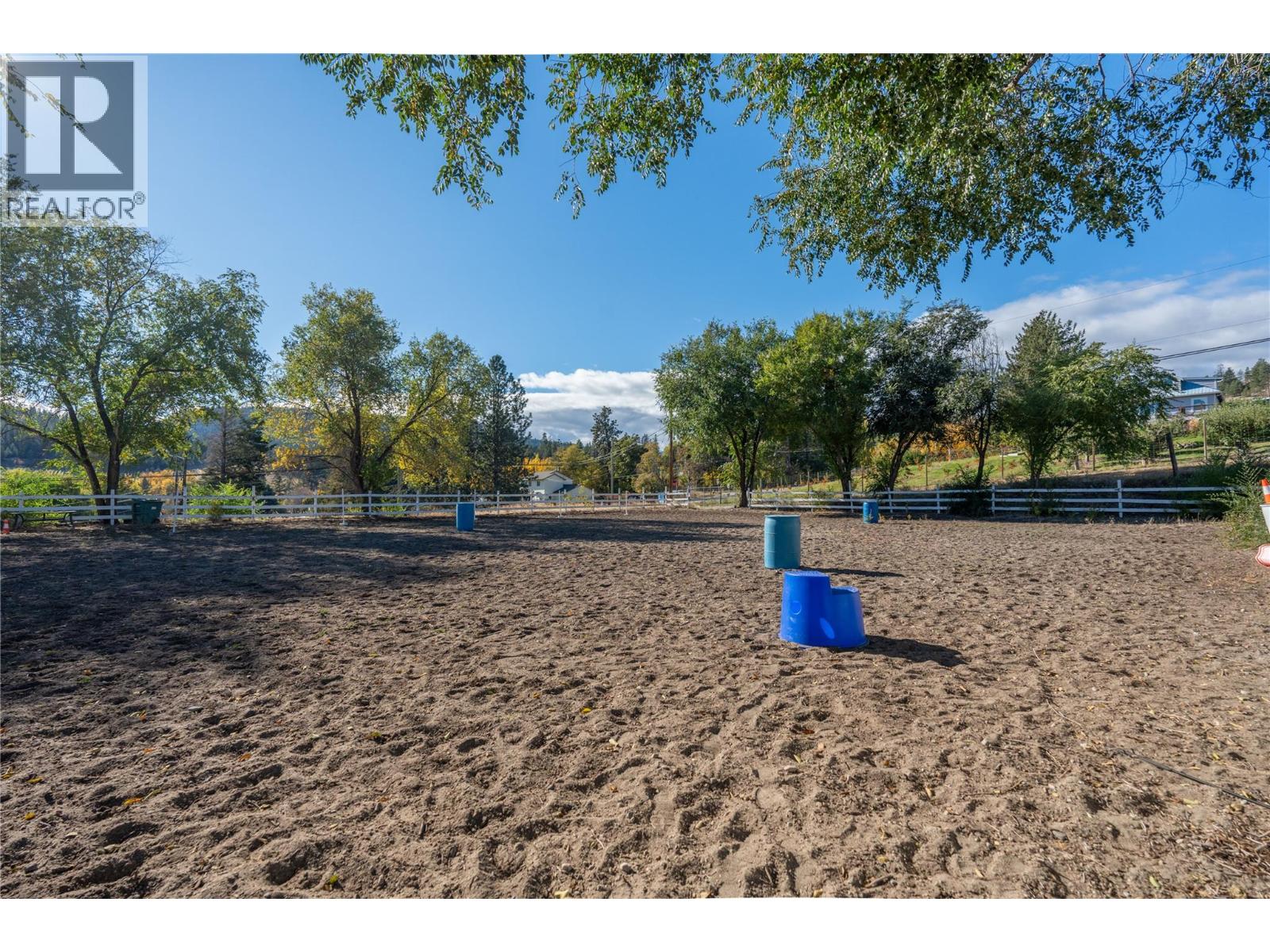 15902 Prairie Valley Road, Summerland