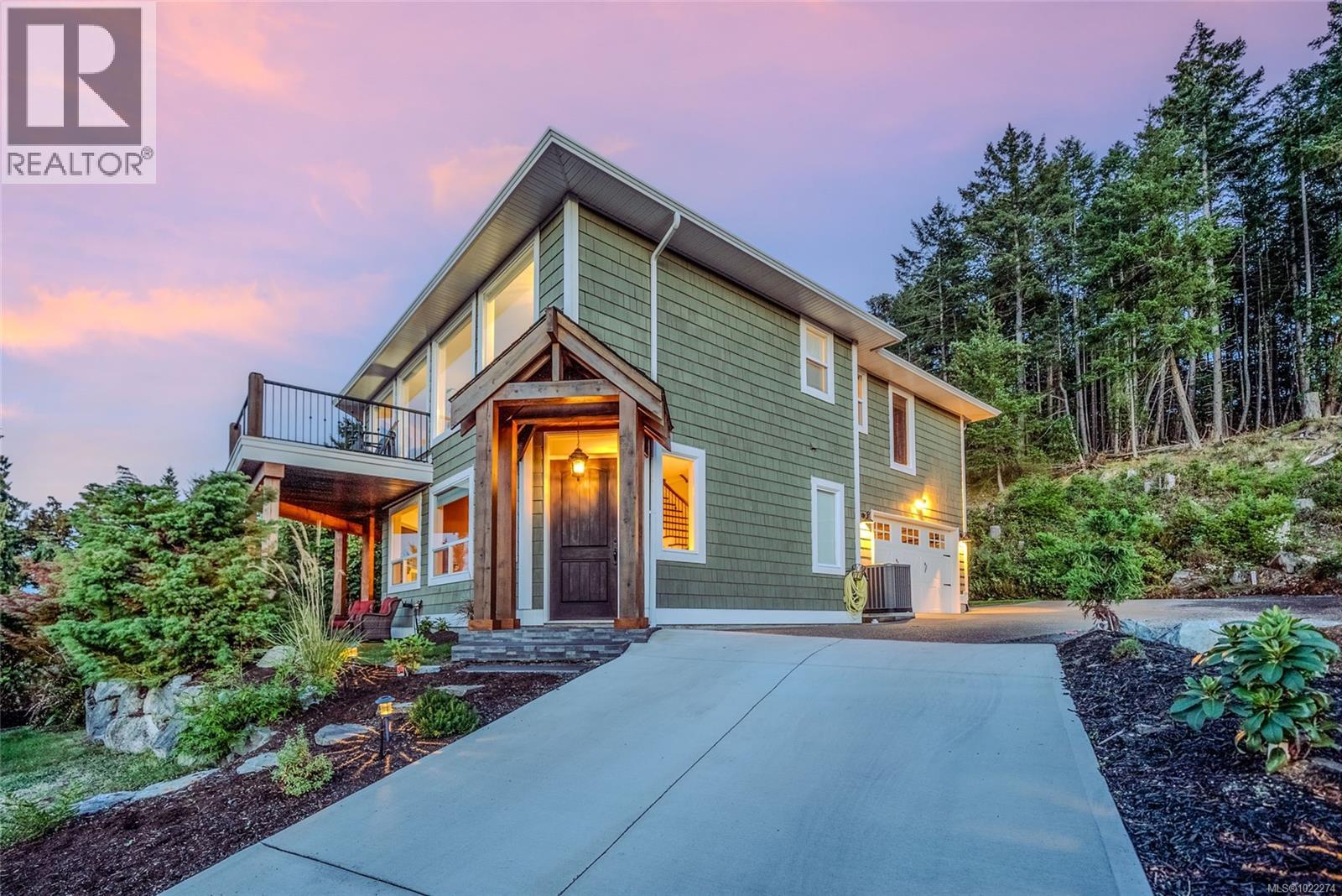 3182 Dolphin Dr - 2
