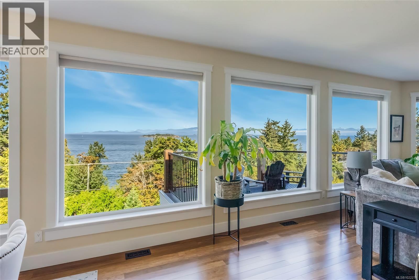 3182 DOLPHIN DR - 20